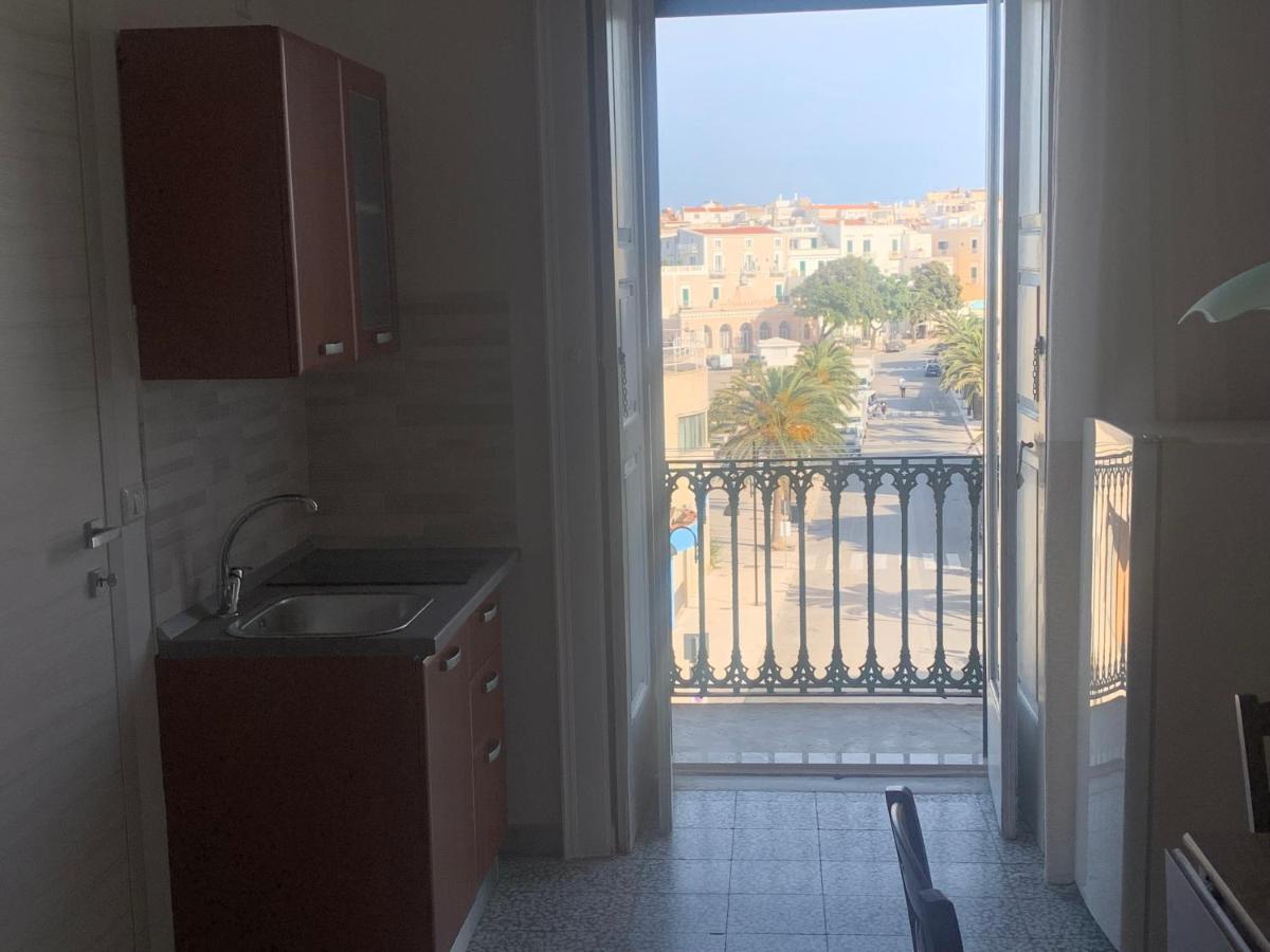 Colombo E Appartamento
