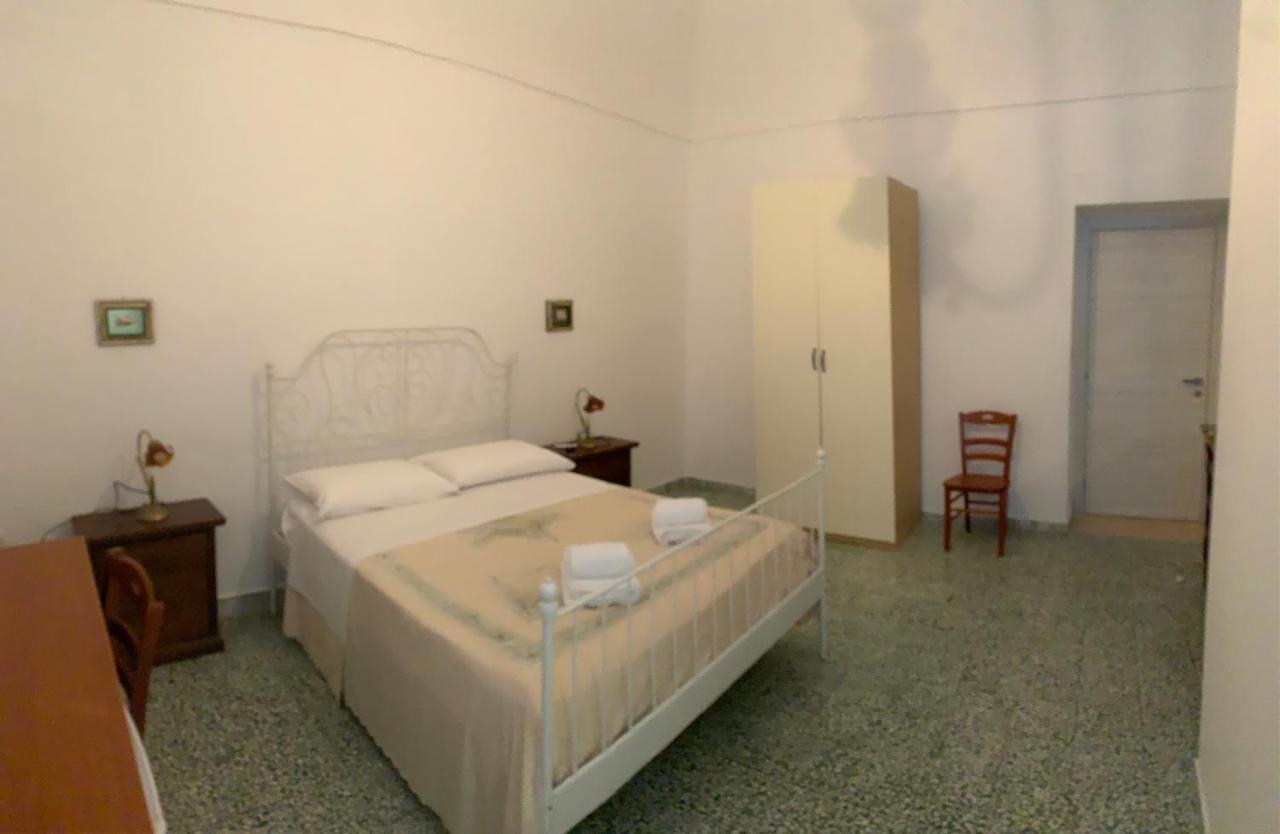 Colombo E * Vieste